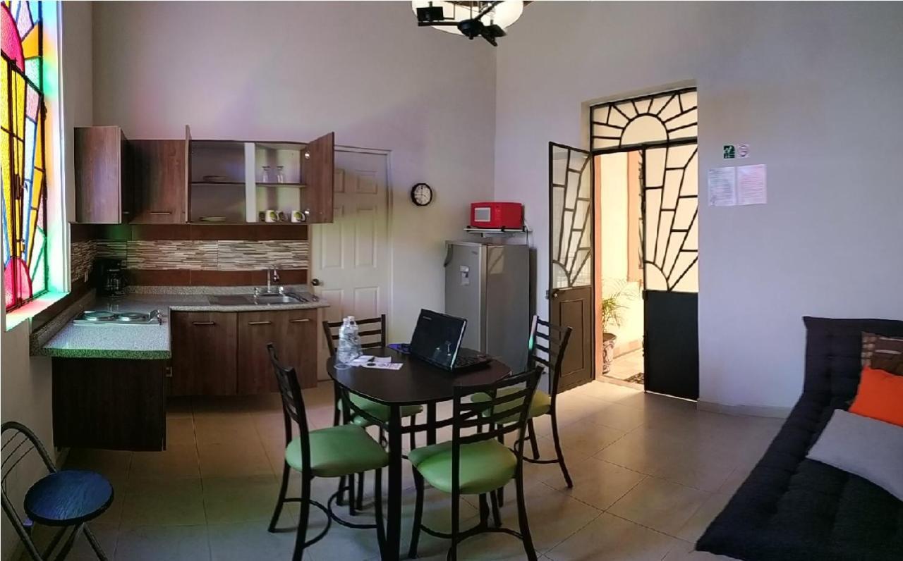Hotel Del Capitan De Puebla, Departamentos Extérieur photo